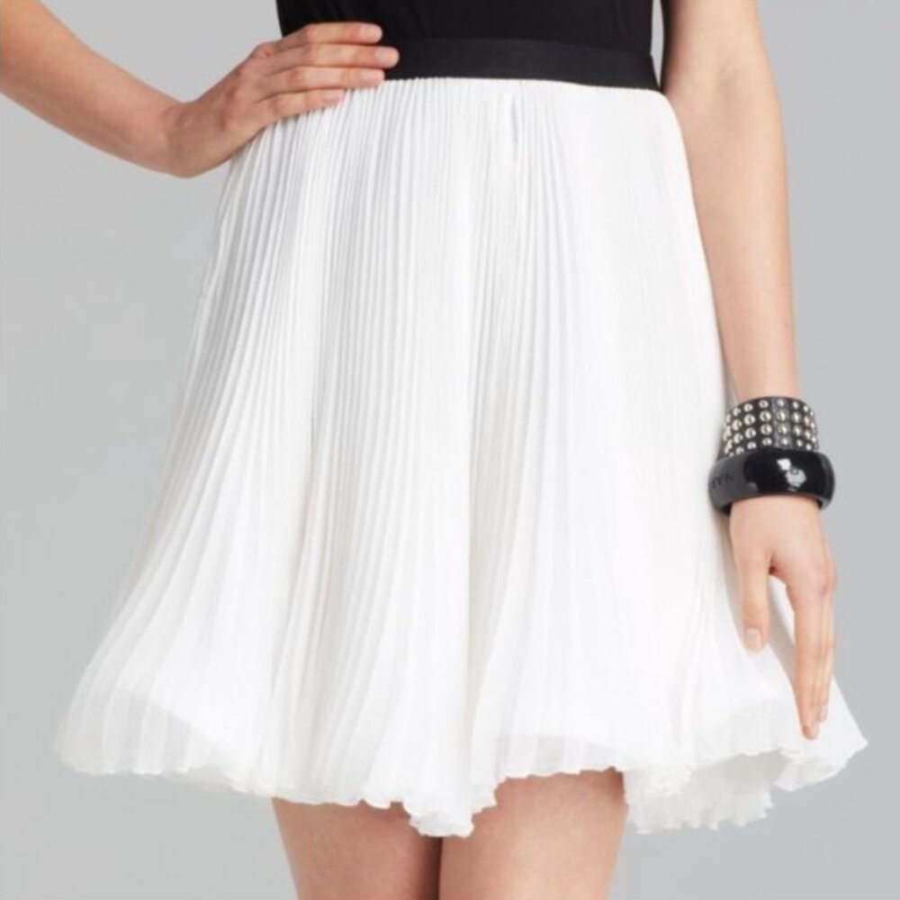Alice + Olivia Pleated White Chiffon Silk Skirt (0)